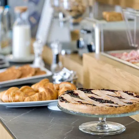 Ξενοδοχείο Baia Di Pare Valmadrera