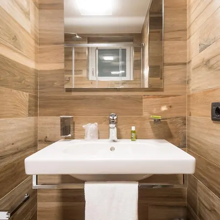 Baia Di Pare 2* Valmadrera