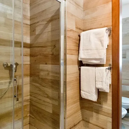 Baia Di Pare Hotel 2*