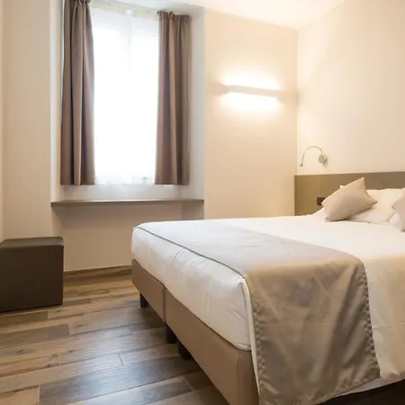 Ξενοδοχείο Baia Di Pare Valmadrera