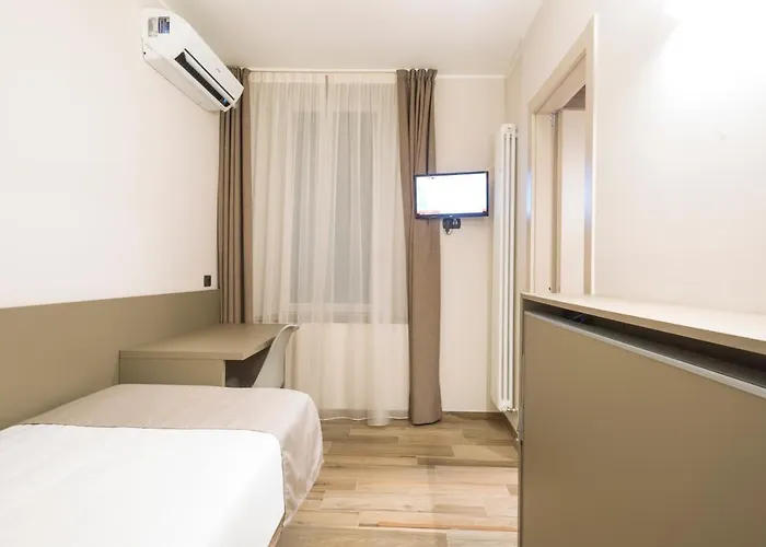 Baia Di Paré Hotel Valmadrera